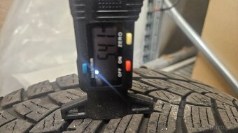 205 60 R16 zimní sada Škoda Octavia 4 - 3