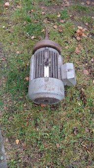 Štípací kužel trn s motorem - 3