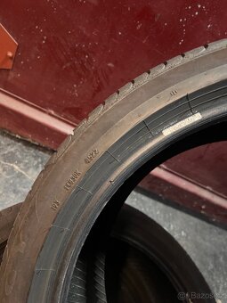 Letní pneu 235/40R19 - 3