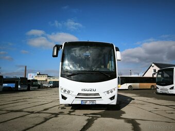 Isuzu Novo Lux E5 EEV 29+1+1 - 3