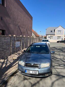 Škoda Fabie 2.0 benzín Elegance - 3