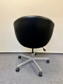 otočná židle IKEA Skruvsta - 3