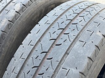 Letní pneu 215/70 R15 C 2020 5mm - 3