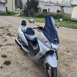 Suzuki Burgman 400 - 3