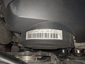 motor 1.9 TDI 96 kW (AWX) - 3