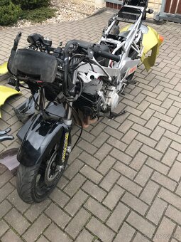 Prodám n.d. na Honda CBR600F r.v.1992 PC 25. - 3