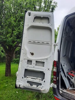 Zadní dveře Mercedes-Benz Sprinter 906 - 3