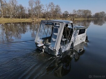 Loď pro rybáře s kajutou, pochozí střechou. Hliník. Prodej. - 3