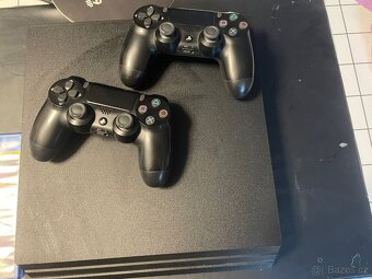 Playstation 4 pro - 3