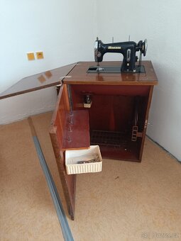 Šicí stroj - 3