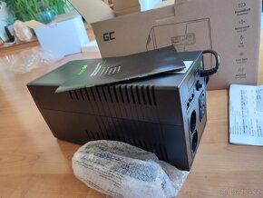 Měnič napětí_Green Cell UPS Micropower 1000VA 600W Proof LCD - 3
