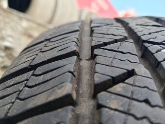 195/65r15 - 3