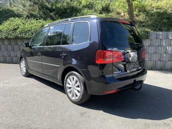 Volkswagen Touran 2.0 TDi 177000KM 7-MÍST r.v. 2011 SERVISKA - 3