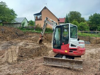 Takeuchi tb260 - 3