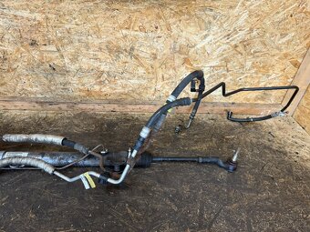 HŘEBENOVÉ ŘÍZENÍ SERVO ŘÍZENÍ VOLVO S80 2.4D 6G91-3A500M - 3