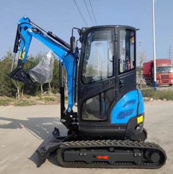 minibagr, pásový bagr, kabinový bagr, bagřík - 3