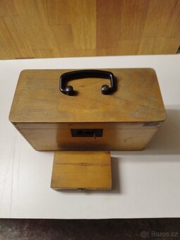 Laboratorní váha - 3