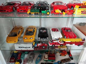 Modely Bburago corgi toys, Dinky toys Marklin, matchbox. - 3