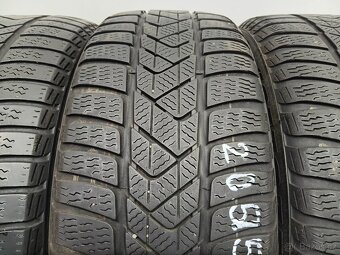 Zimní pneu 205/50/17 Pirelli - 3