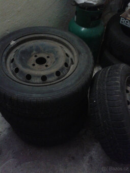 ZIMNI PNEU 185/60R15T BARUM POLARIS SADA - 3