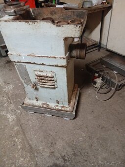 Řezačka na maso mlýnek - 3