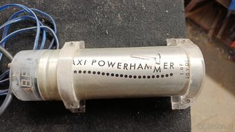 Prodám Subwoofer Axton 2x250W+zesilovač+kondik - 3