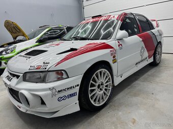 Mitsubishi Lancer Evolution IV Evo 4 - 3