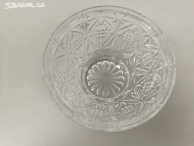 Malá miska z broušeného skla - 3