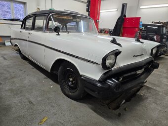 1957 Chevrolet Bel Air - 3
