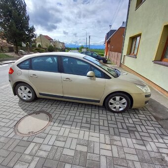 Citroën C4 1.4 16V - 3