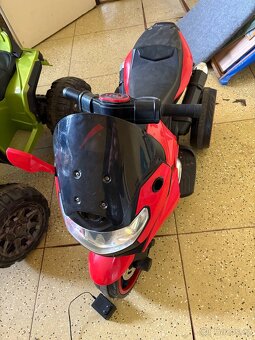 Čtyřkolka/auto/motorka - 3