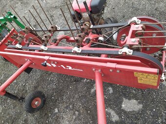 Motorový obraceč píce OP-1.2 Vari Honda 5.5, záběr 150 cm - 3