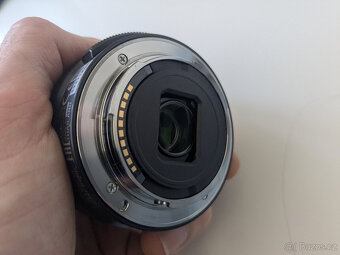 Sony 16-50mm OSS, 3.5-5.6, Sony E - 3
