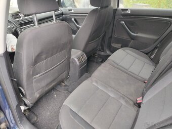 VW Golf 1.6 TDI r. v. 2011 bouraný na ND - 3
