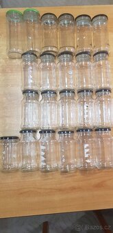 Prodám zavařovací sklenice od kečupu velikost 300 ml - 3