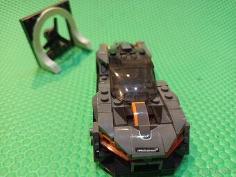 Lego SPEED McLaren - 3