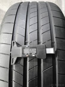 4ks letni 235/55/19 Bridgestone - 3