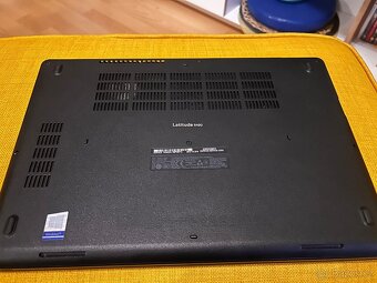 Notebook Dell Latitude 5490 - top stav - 3