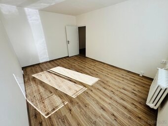 (100) Pronájem, byt 2+1, 54 m, J.A.Komens. 463, Klášterec/O. - 3