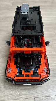 Lego Technic Mercedes Benz G500 42177 - 3