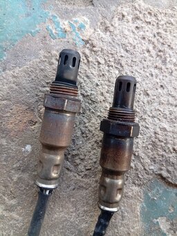 Prodám 2x Lambda sonda Golf 5 1.4 TSI 103 kW, kód motoru BMY - 3