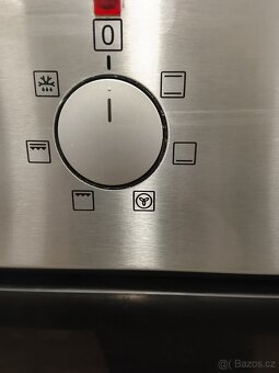 Vestavná trouba AEG - 3