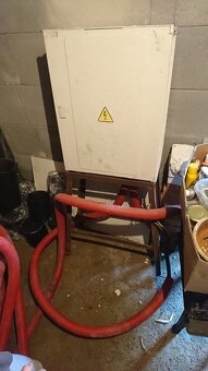 Elektroměrový rozvaděč a kabel AYKY 100m s chráničkou - 3