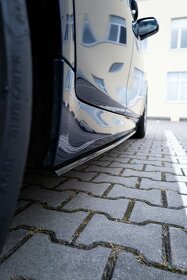 Podprahové lišty na BMW 5 - F10/F11 - černý lesk - 3