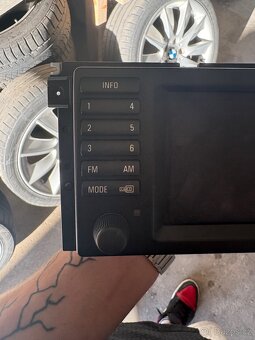 Rádio z BMW e39 - 3