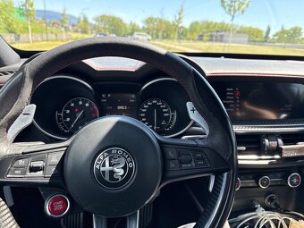 Alfa Romeo Stelvio Quadrifoglio 2.9 V6 510HP CZ - 3