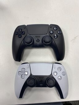 PlayStation 5+2x ovladač - 3