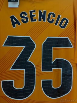 Raul Asencio dres - 3