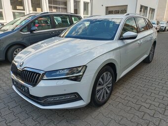 Škoda Superb 3 Combi Style 2.0TDI 110kW DSG Matrix Virtual - 3