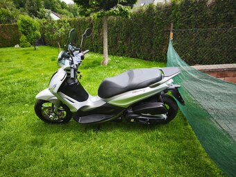 Piaggio Beverly 350 i.e. ABS/ASR Sport Touring (2016) po ser - 3